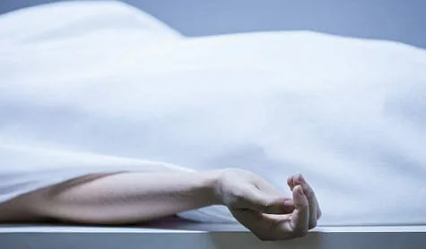 Woman Dies After Fall from Second Floor in Pulwama 3 dead body 2 1 e1617084361187.jpg